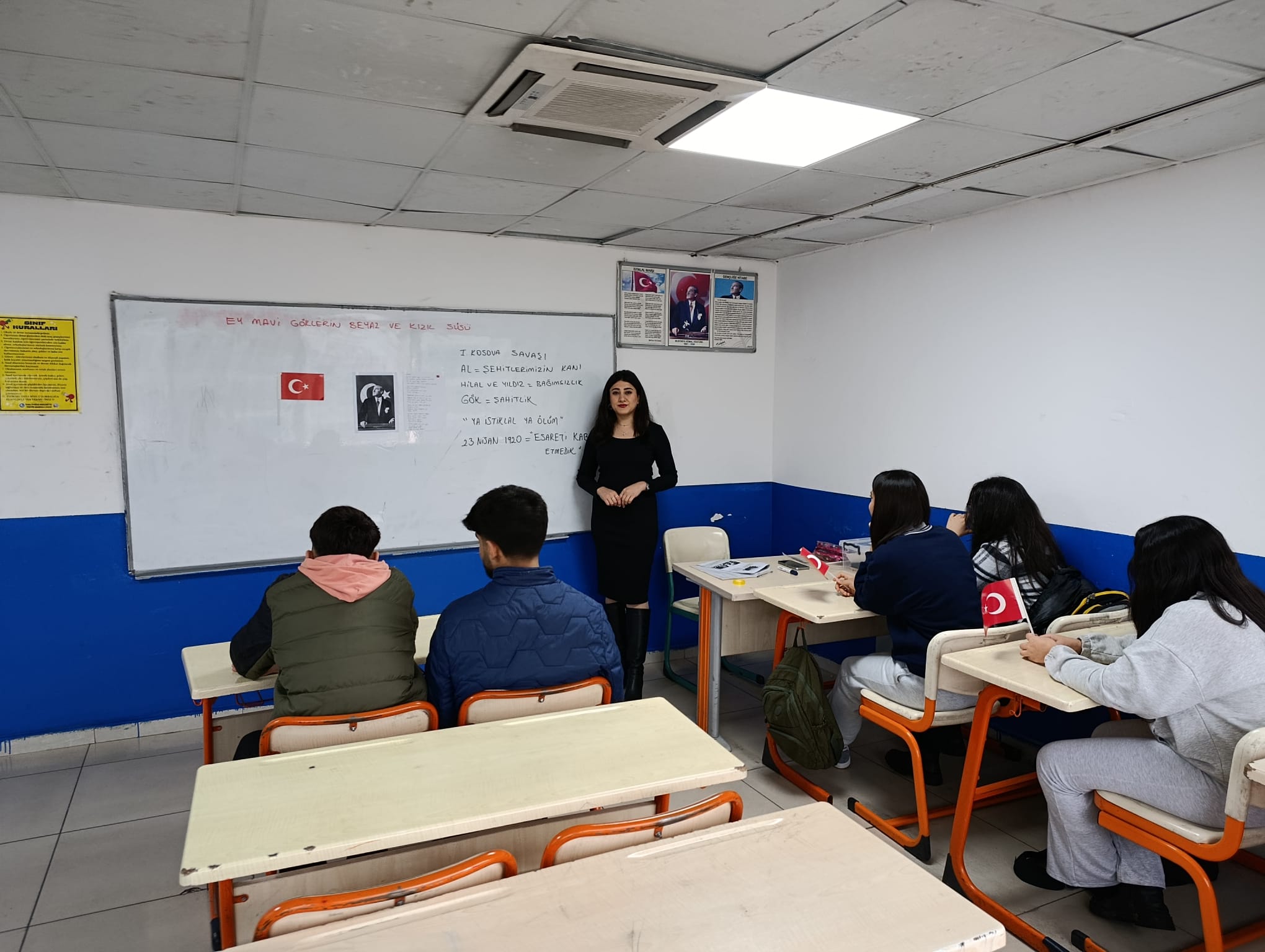 Bayrak Sevgisi Konusu İşlendi